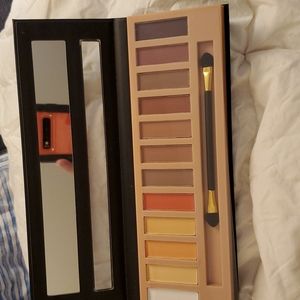 Nakeds eyeshadow pallet